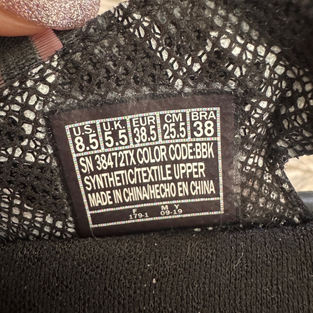 Skechers Memory Foam Wedge Sandals. Worn once! - Picture 10 of 10